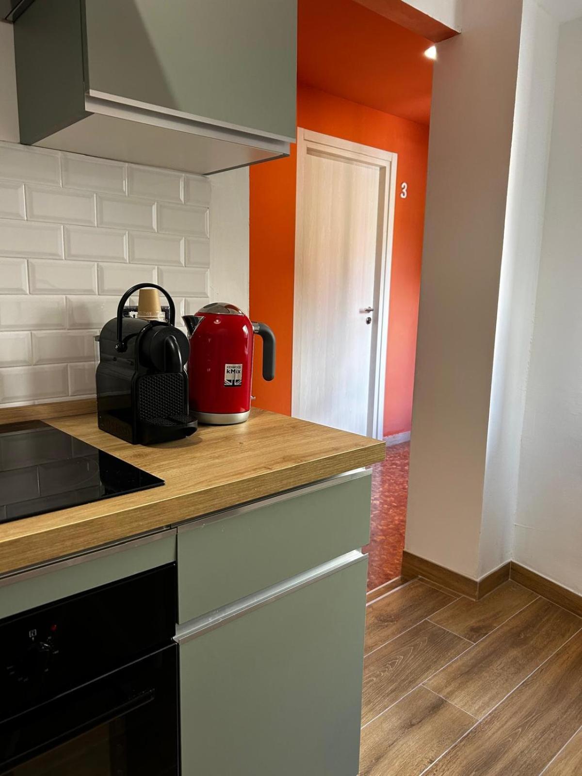 Bam Bam Tiburtina Guesthouse 罗马 外观 照片