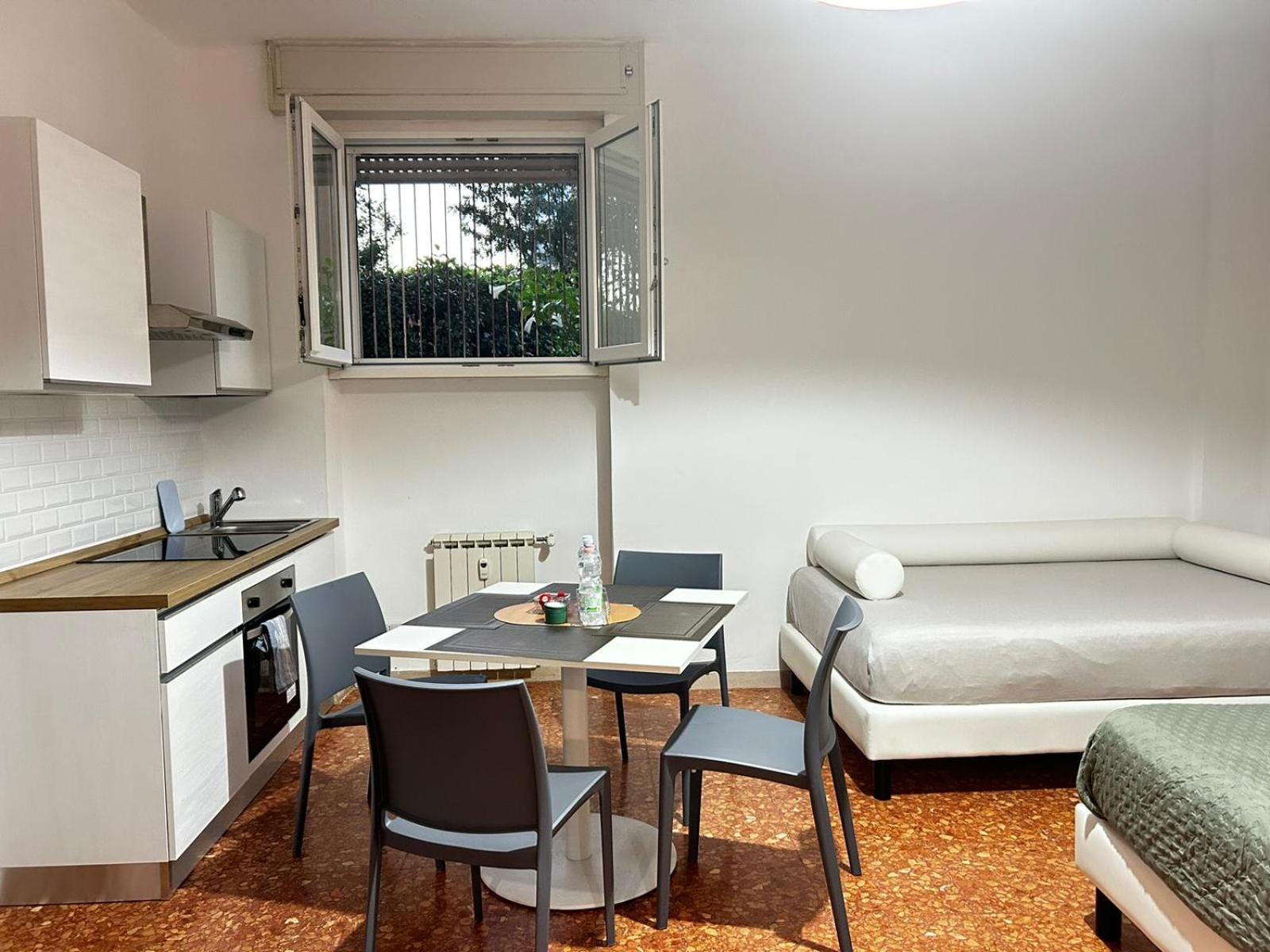 Bam Bam Tiburtina Guesthouse 罗马 客房 照片